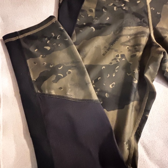 Under Armour Compression Leggings Camo/Black XL Pull Up - Picture 5 of 10